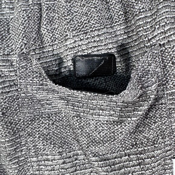 Vuori Kore Shorts Mens Medium Gray Performance Drawstring Lined Athletic Stretch - Picture 11 of 12